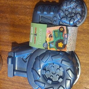 Nordicware heavy cast aluminum cake pan